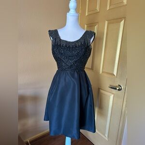 Lydia Orginals New York Vintage 1950’s Elegant Black Sleeveless A-Line Dress